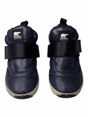 Sorel Women's Out N About Sneak Puffy Strap Boots, size 8